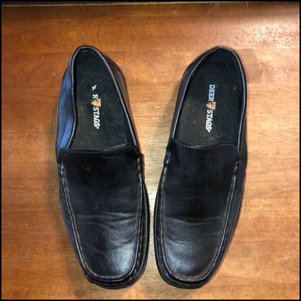 Boys Deer Stag black dress shoes Size 5
